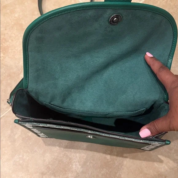 Coach Signature Green Jacquard Flap Crossbody Bag - Picture 3 of 5